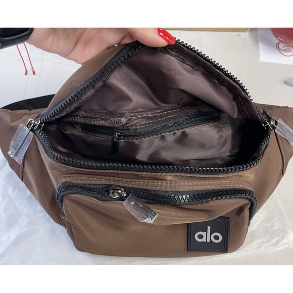 Alo Women's Crossbody Bag Multi-functional Large Capacity Mobile Phone Case - Picture 4 of 4